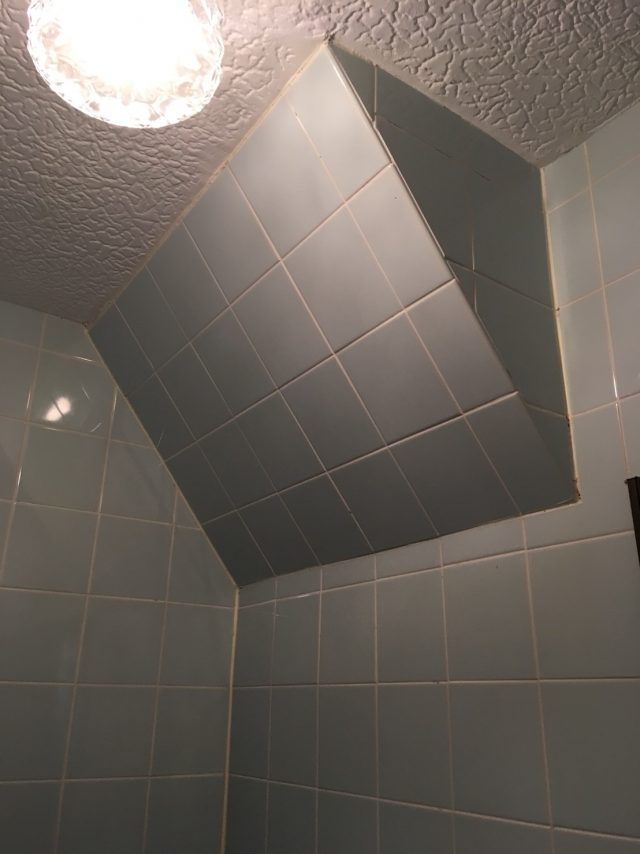 施工事例 在来浴室からユニットバス 斜め天井編 Handymanリフォームブログ