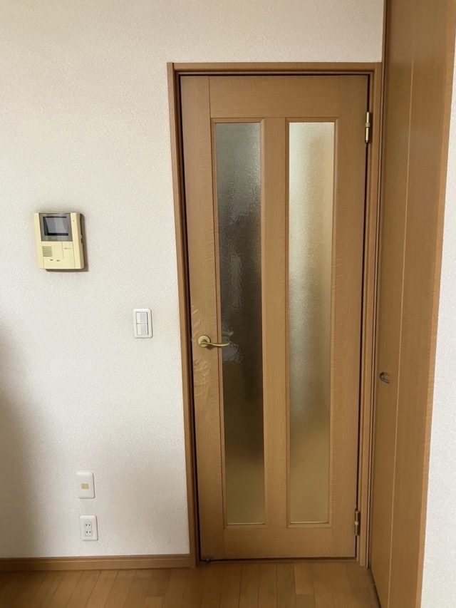 扉交換