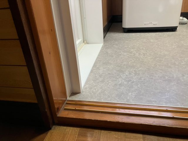 洗面所　腐食