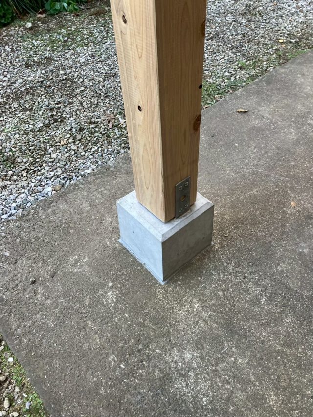 束石　部分補修