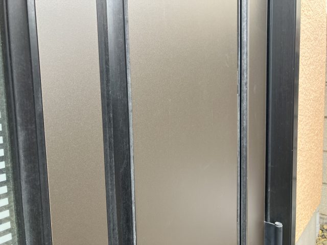 シート貼り